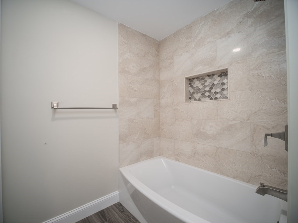 10 Algonquin Road Chelmsford, MA 01824 - Photo 38 of 42 Gallery Image 38