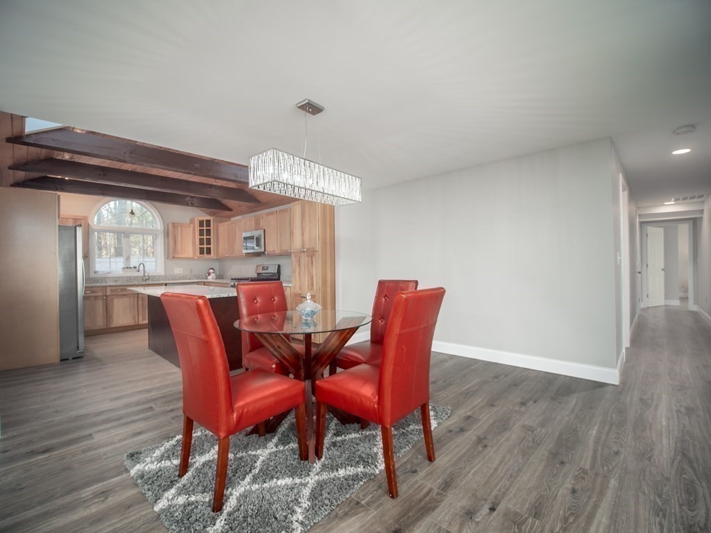 10 Algonquin Road Chelmsford, MA 01824 - Photo 9 of 42 Gallery Image 9