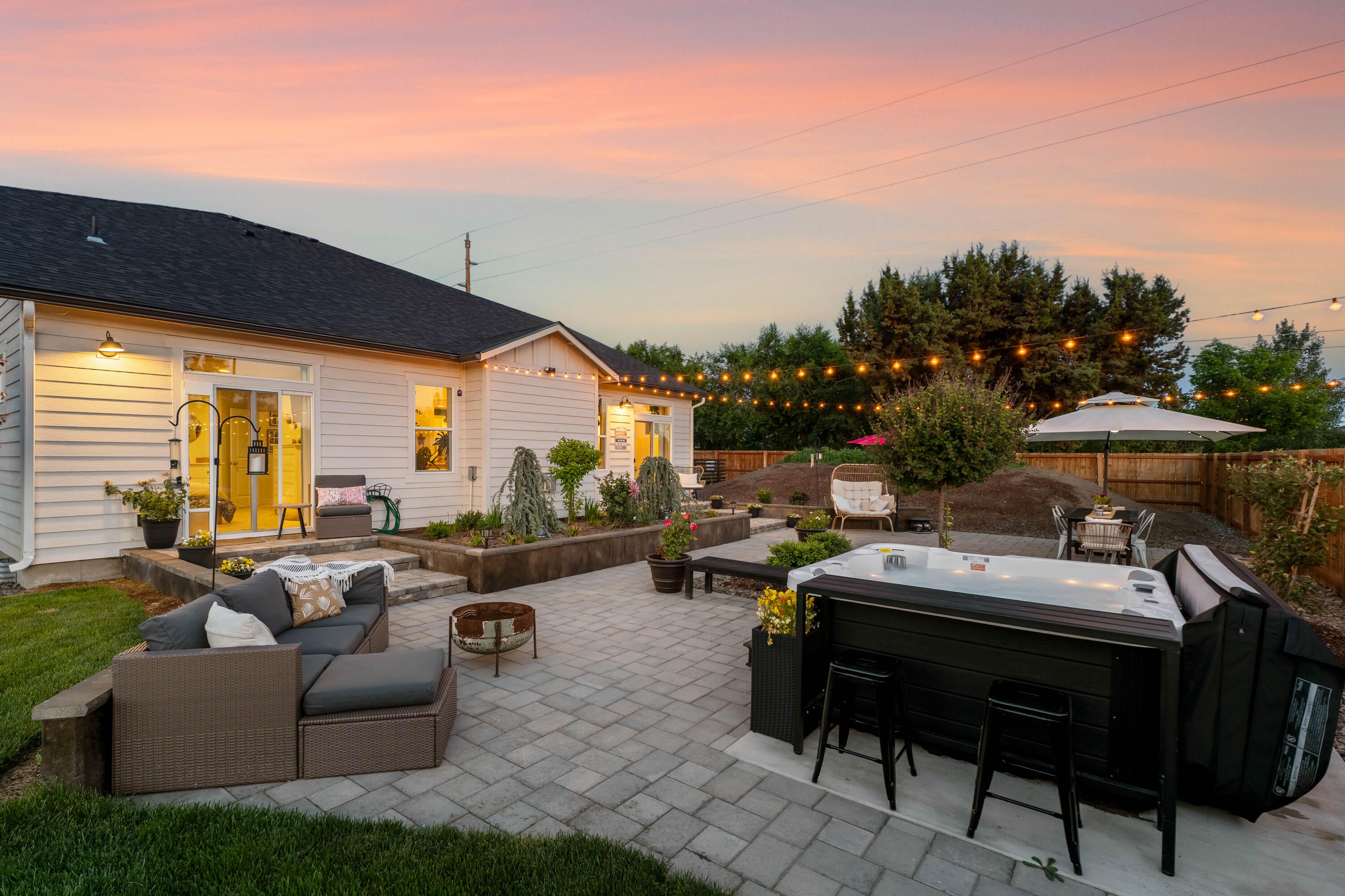 21030 Yeoman Road Bend, OR 97701 - Photo 40 of 66 40