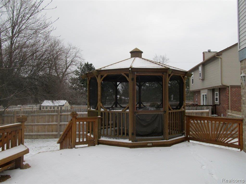 44466 Palmer Road Canton, MI 48188 - Photo 21 of 22 Gazebo