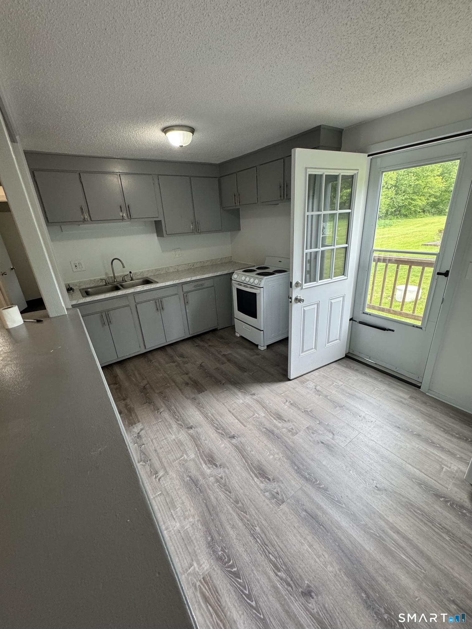 13 White Oak Road, Unit D Mansfield, CT 06268 - Photo 7 of 7