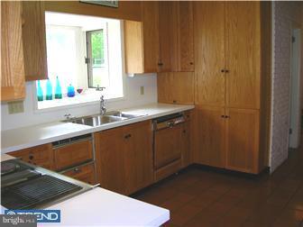 562 Beck Road Souderton, PA 18964 - Photo 4 of 12 Gallery Image 4