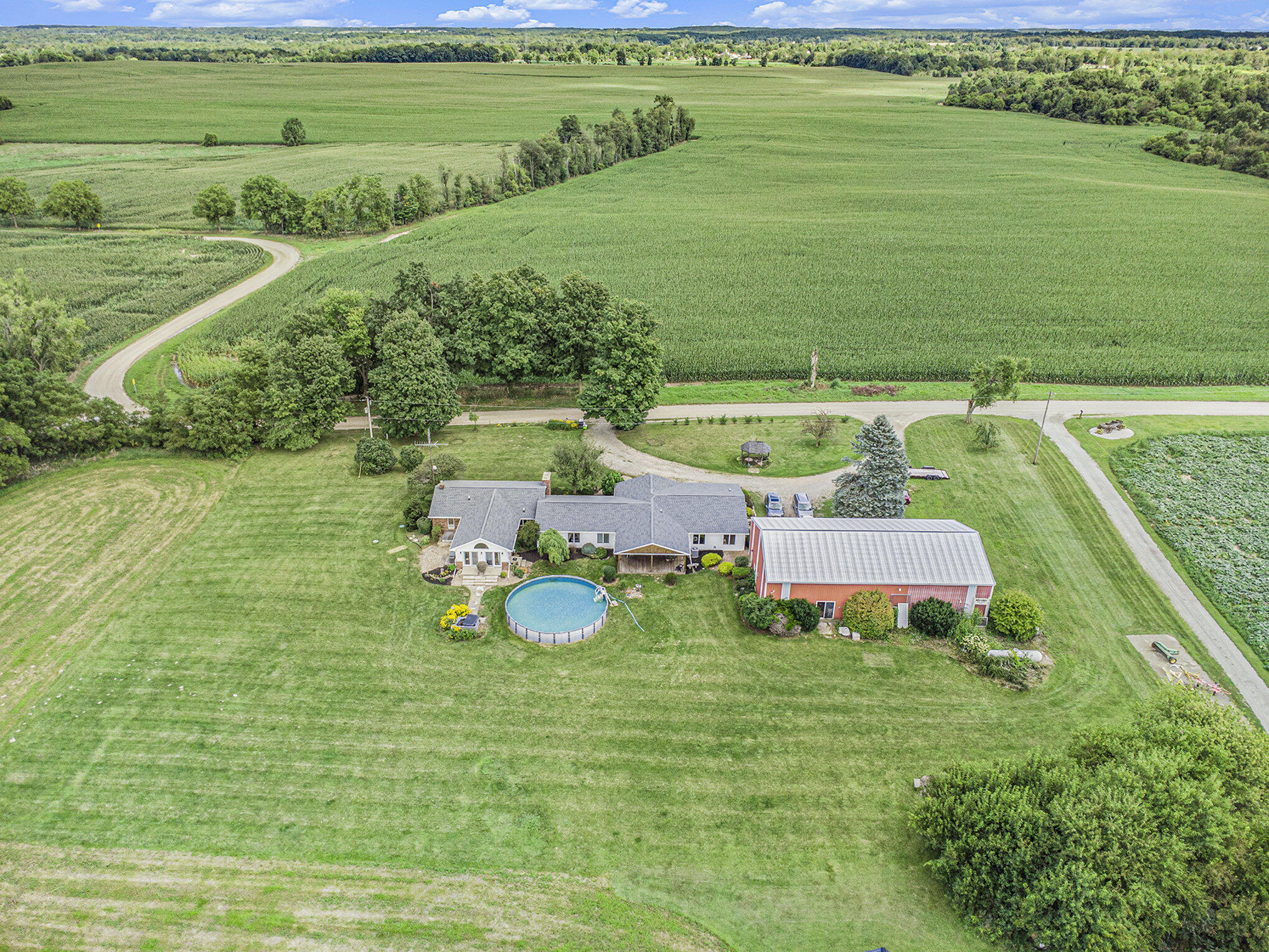 912 Kelley Road Montgomery, MI 49255 - Photo 3 of 45 041_912_kelley_rd_montgomery_mi_49255-2