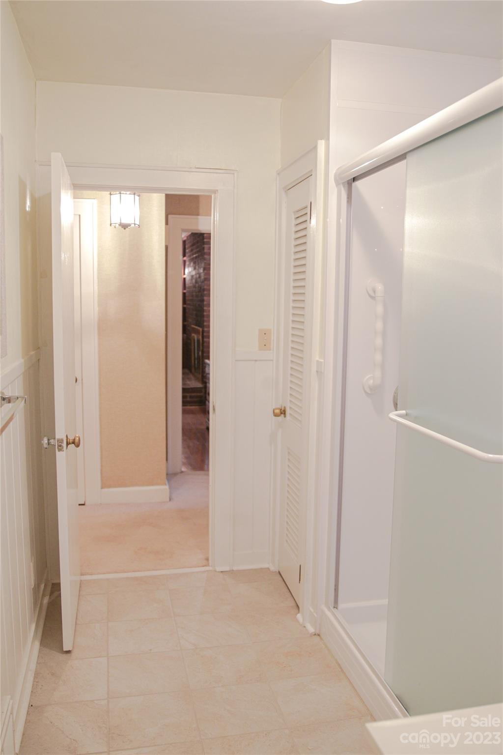 35 Rhododendron Avenue Spruce Pine, NC 28777 - Photo 19 of 37