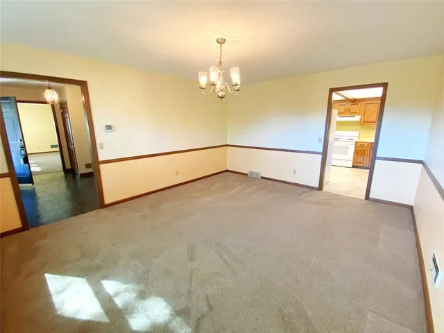 $395,000 | 23 Pembroke Drive, Endicott, NY 13760