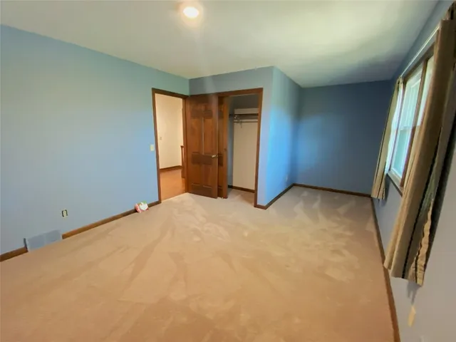 $395,000 | 23 Pembroke Drive, Endicott, NY 13760