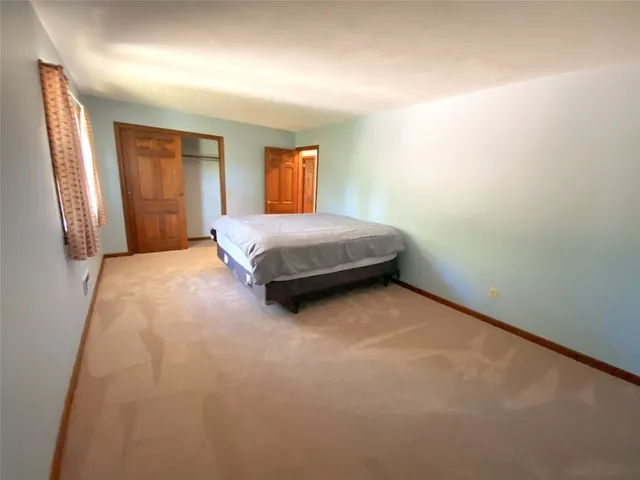 $415,000 | 23 Pembroke Drive, Endicott, NY 13760