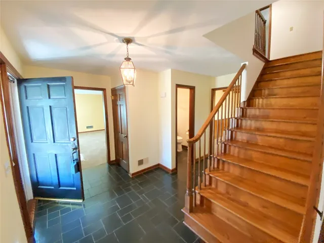 $395,000 | 23 Pembroke Drive, Endicott, NY 13760