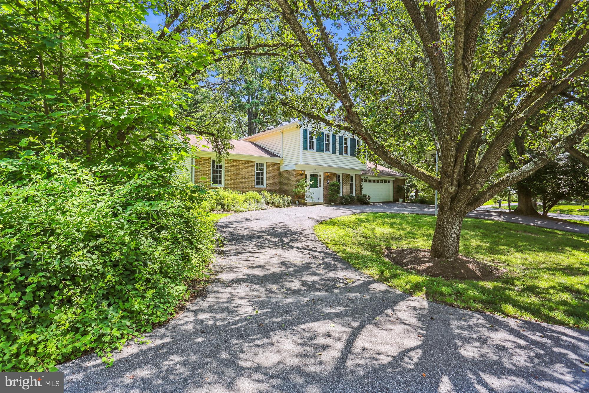 900 Windmill Lane Silver Spring, MD 20905 - Photo 2 of 83