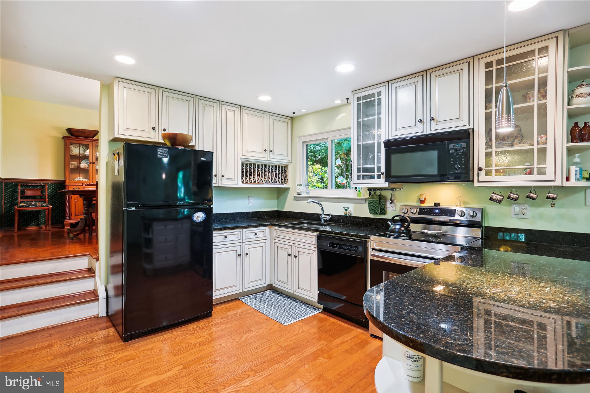 900 Windmill Lane Silver Spring, MD 20905 - Photo 28 of 83