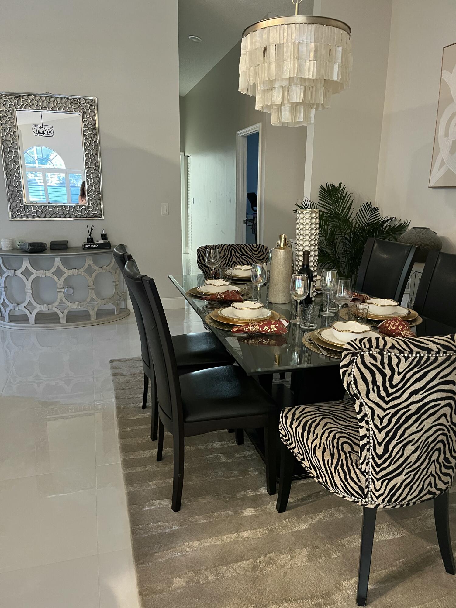 Undisclosed Address Delray Beach, FL 33484 - Photo 5 of 15 Dining Room