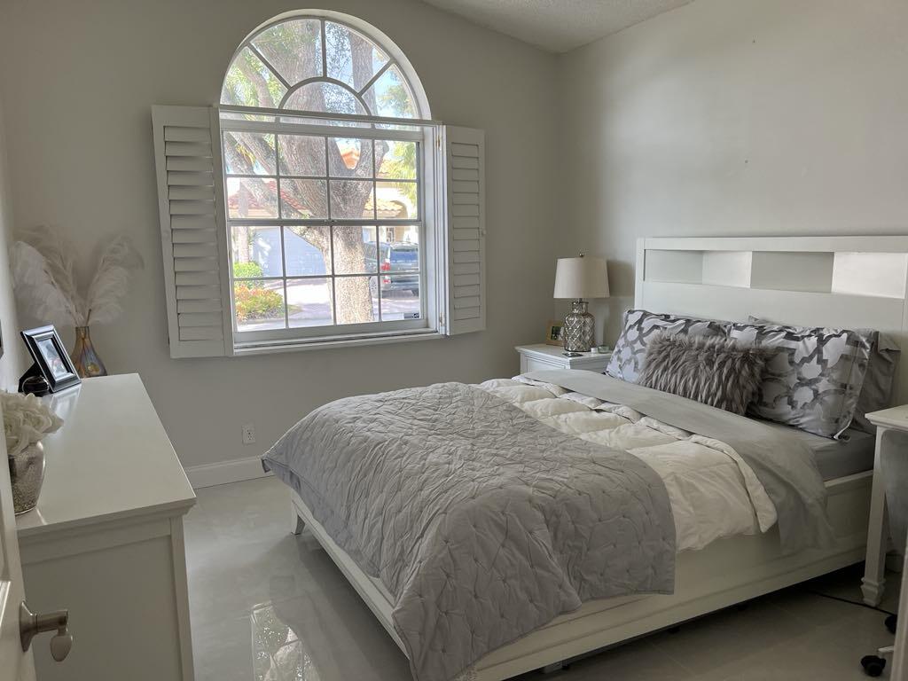 Undisclosed Address Delray Beach, FL 33484 - Photo 10 of 15 Guest room