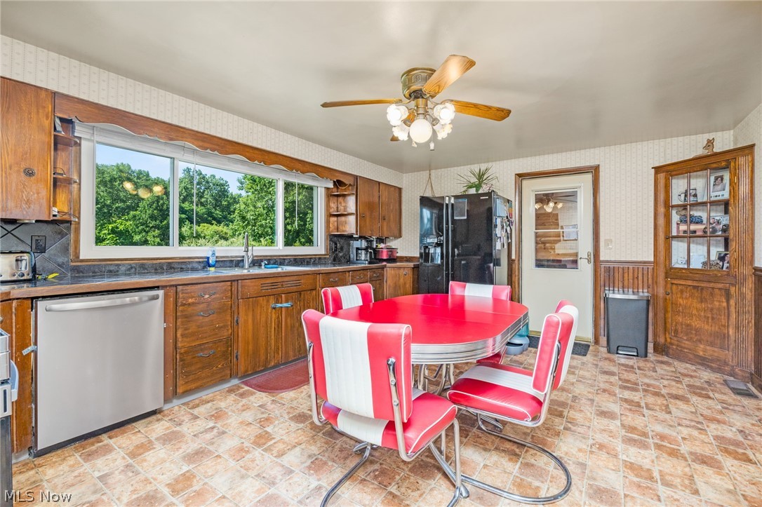 1779 Ashland Road Mansfield, OH 44905 - Photo 13 of 30