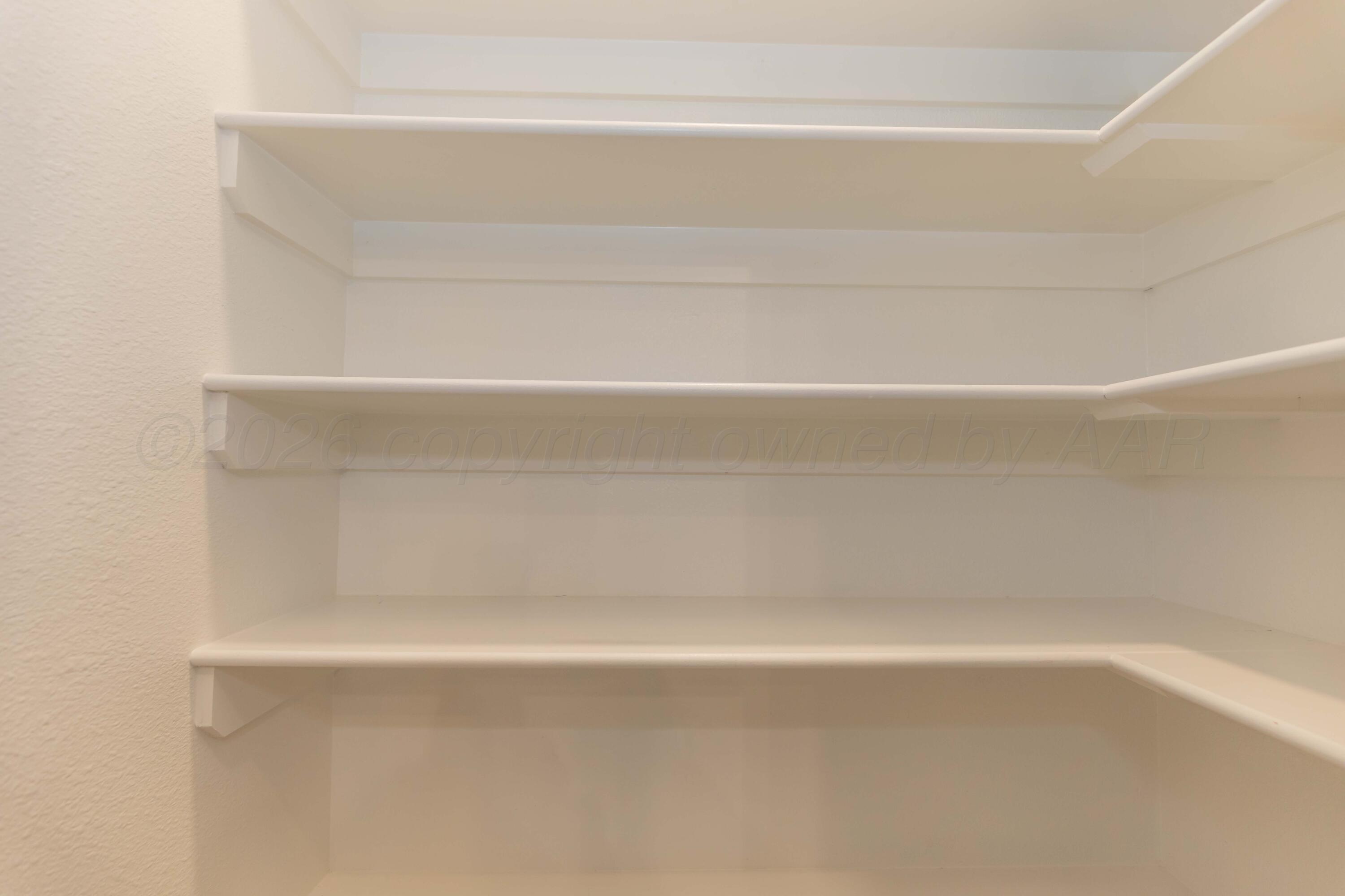 1807 Moon River Road Amarillo, TX 79118 - Photo 14 of 37 a close up of a bathtub