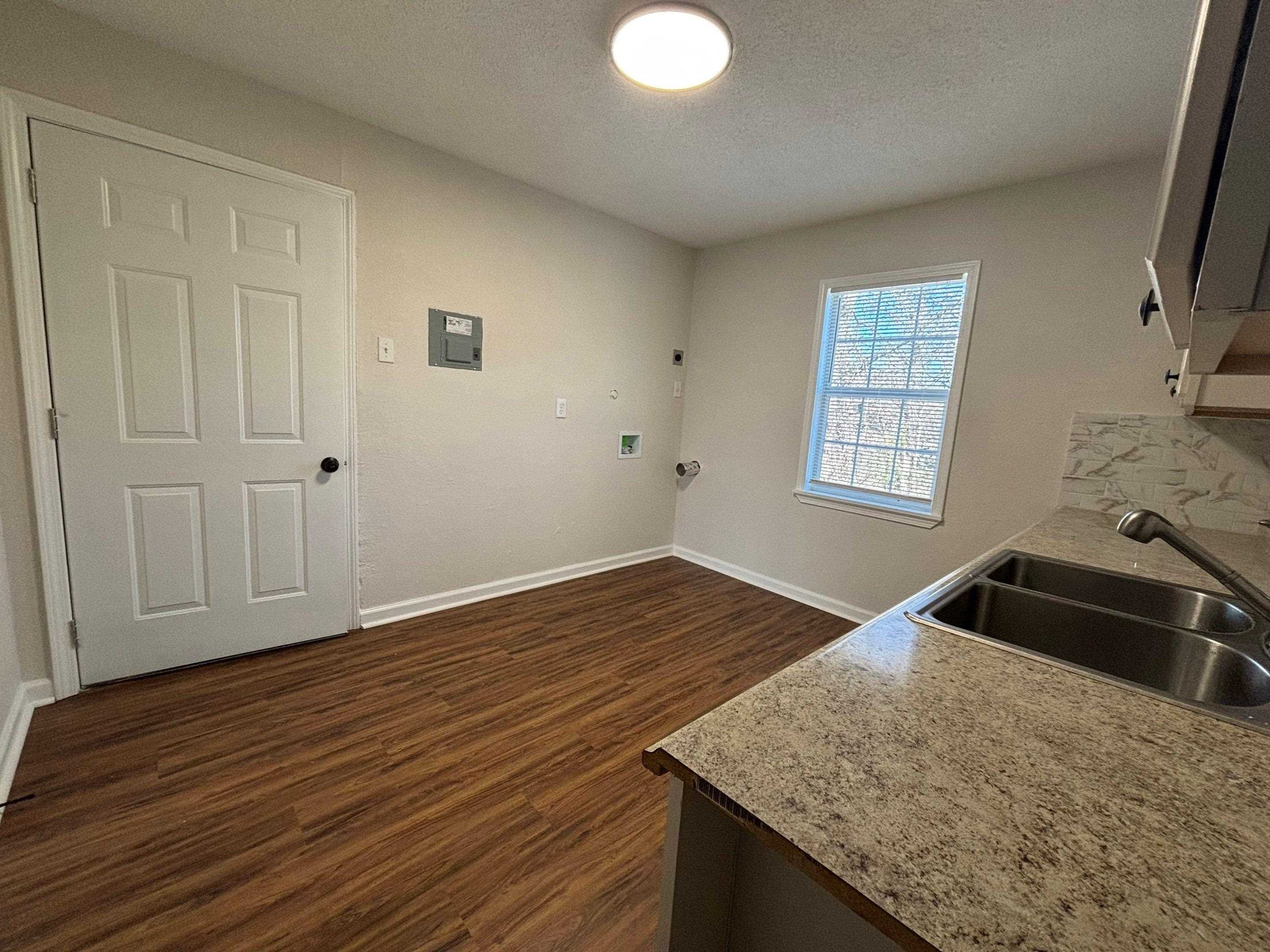 1196 Aubra Road Memphis, TN 38111 - Photo 6 of 14 Gallery Image 6