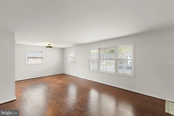 $2,200 | 216 Wood Avenue, Winchester, VA 22601