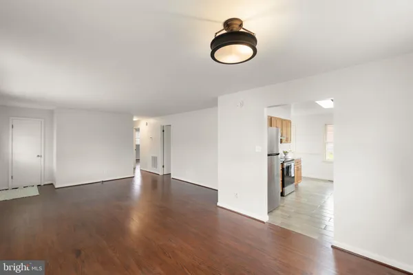 $2,200 | 216 Wood Avenue, Winchester, VA 22601