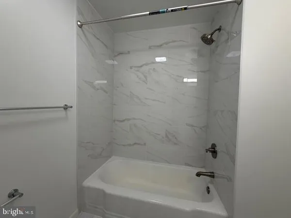 $2,200 | 216 Wood Avenue, Winchester, VA 22601
