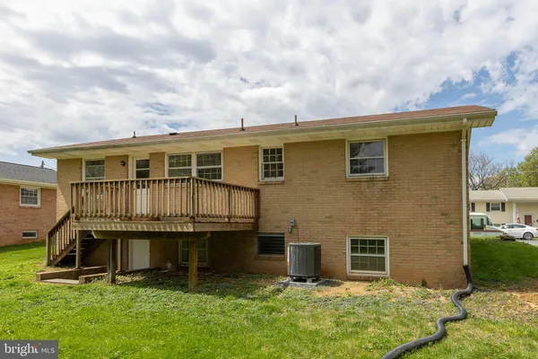 $2,200 | 216 Wood Avenue, Winchester, VA 22601