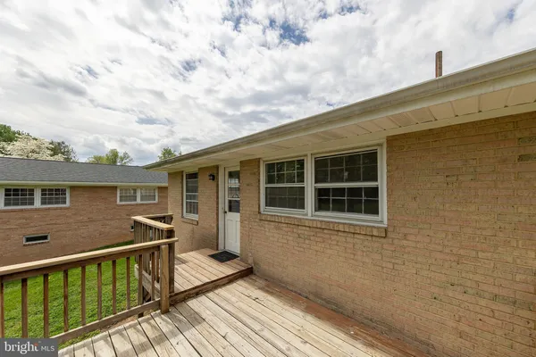 $2,200 | 216 Wood Avenue, Winchester, VA 22601