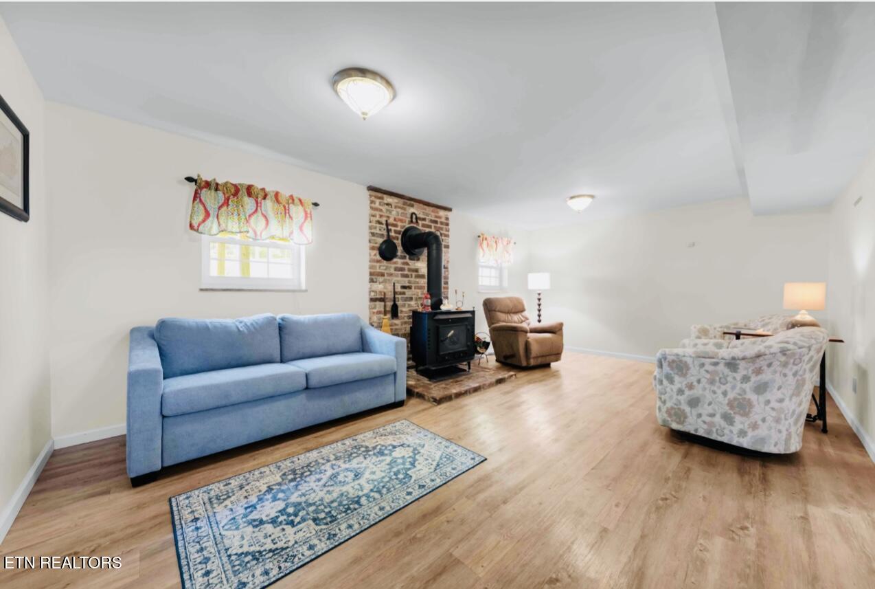 440 East Kingsgate Road Knoxville, TN 37934 - Photo 17 of 21 Large rec room