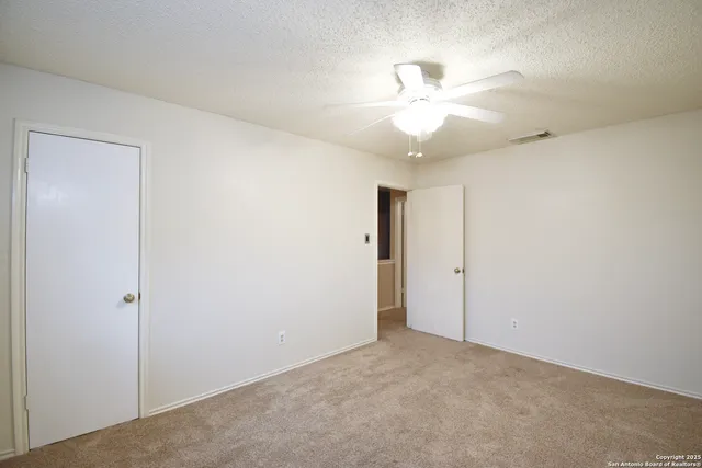 $1,700 | 5515 Champions Hill Drive, San Antonio, TX 78233