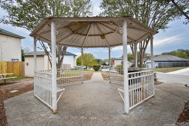 $1,700 | 5515 Champions Hill Drive, San Antonio, TX 78233