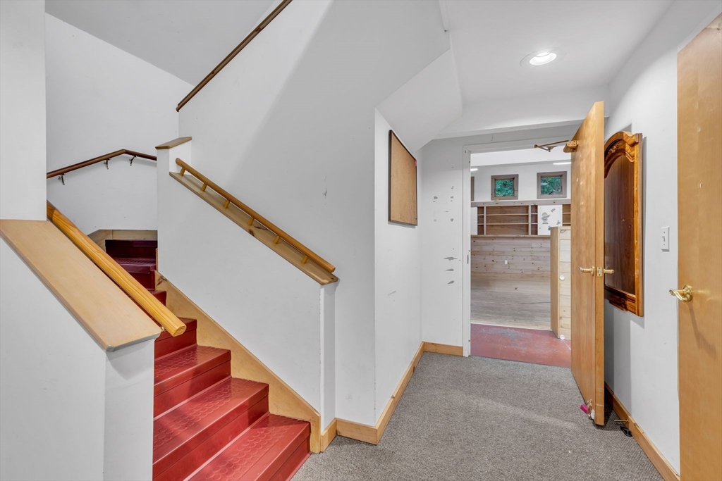 9 Russell Road Huntington, MA 01050 - Photo 22 of 42