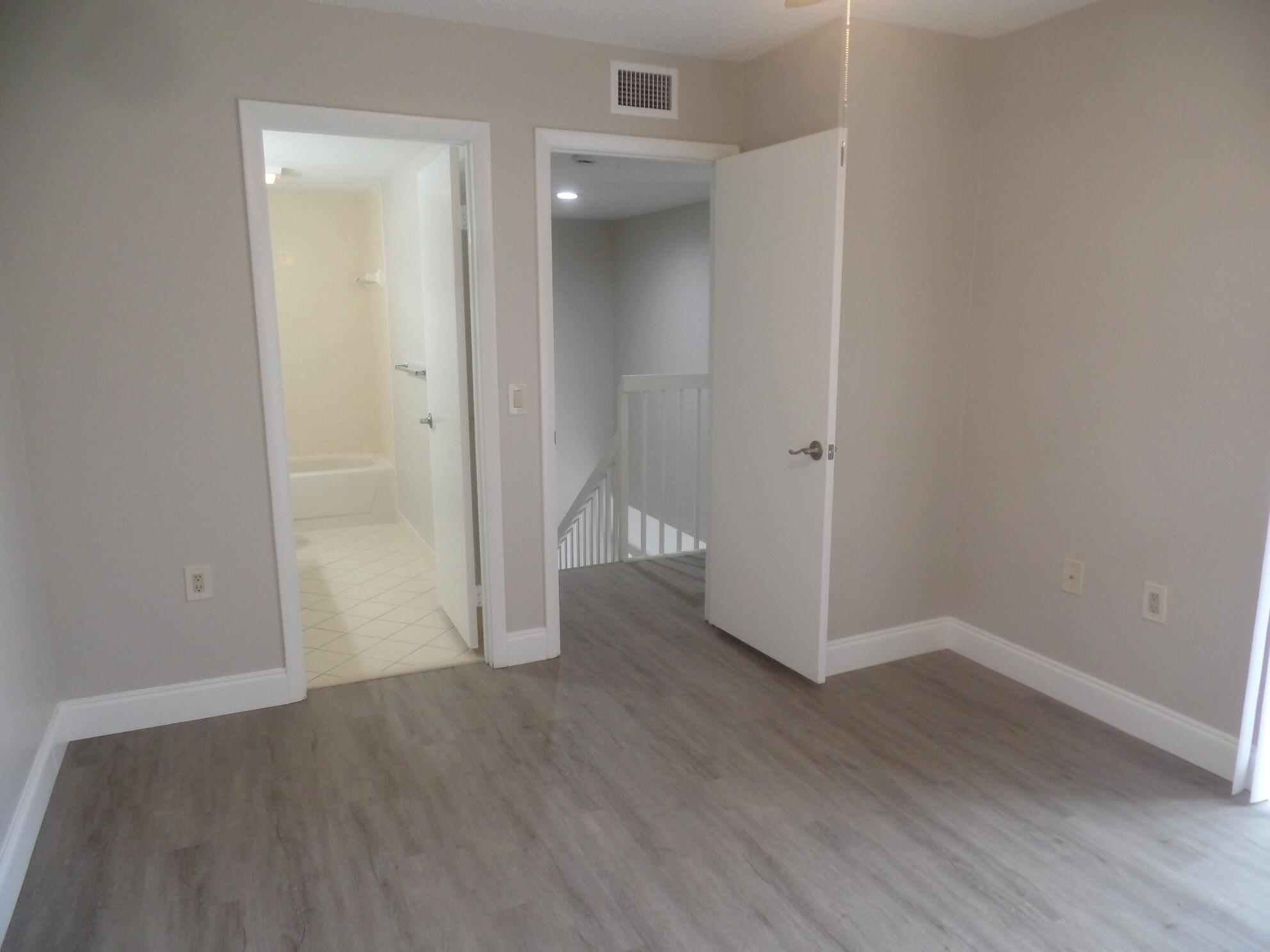 843 Blue Ridge Circle West Palm Beach, FL 33409 - Photo 14 of 17 SAM_9515