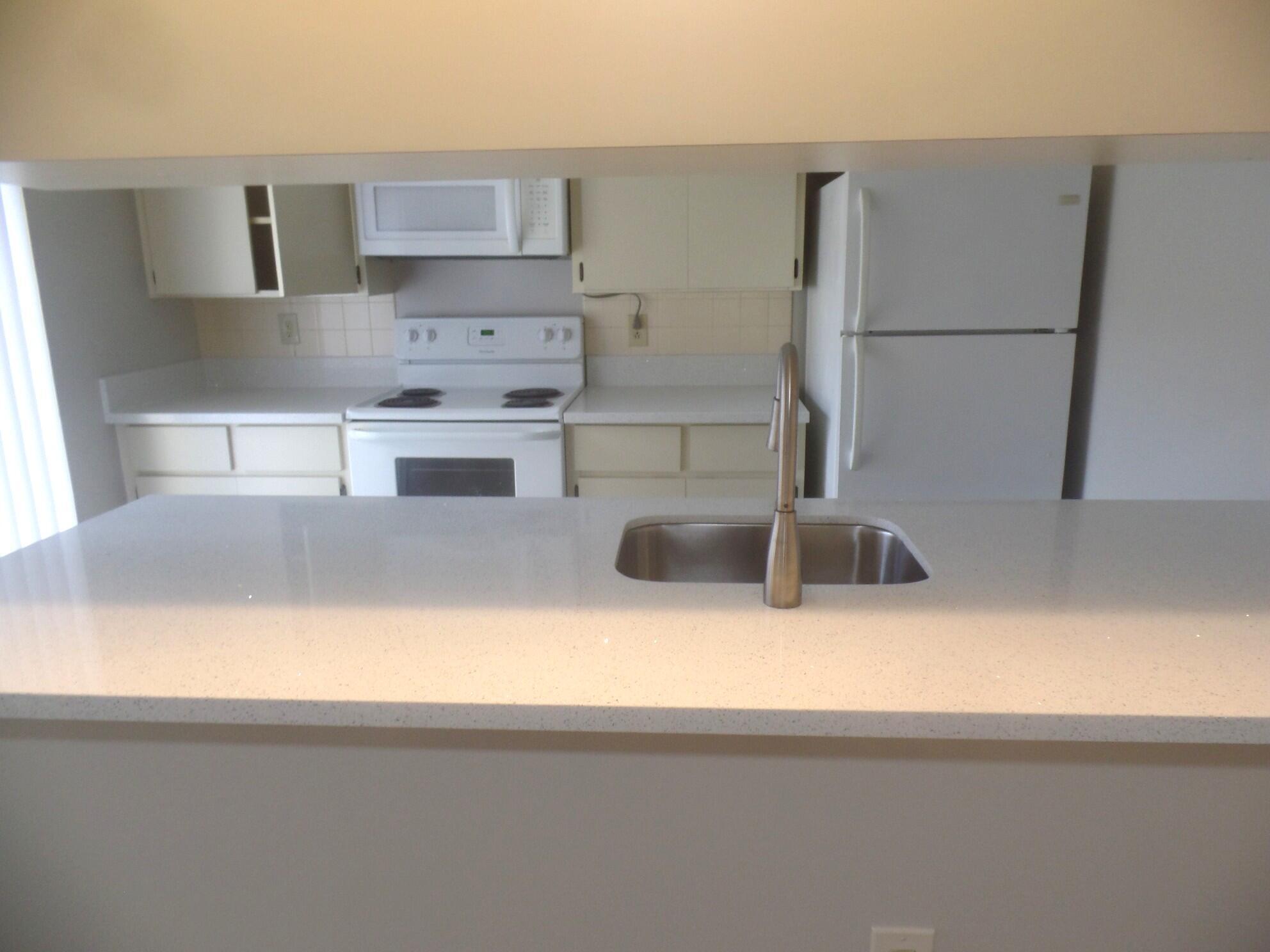 843 Blue Ridge Circle West Palm Beach, FL 33409 - Photo 8 of 17 SAM_9485