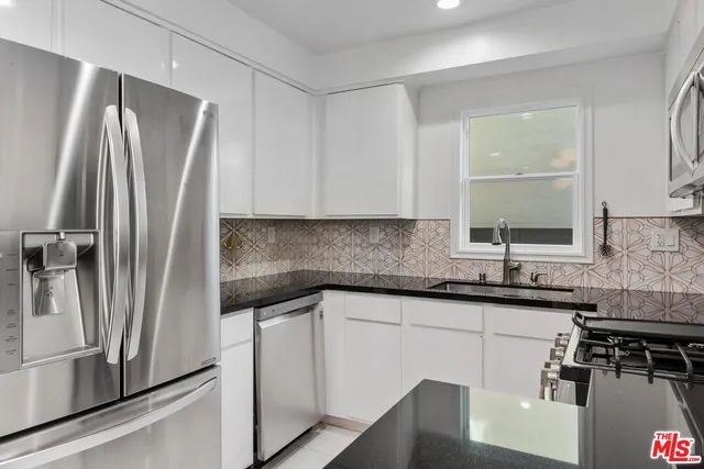 $650,000 | 11646 Chenault Street, Unit 2, Los Angeles, CA 90049