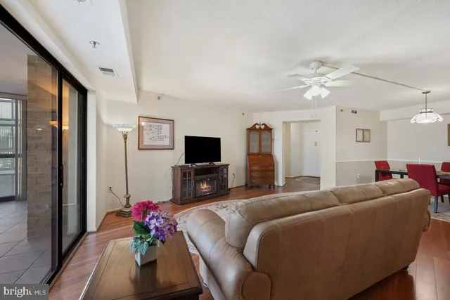 $279,900 | 3330 North Leisure World Boulevard, Unit 5214, Silver Spring, MD 20906