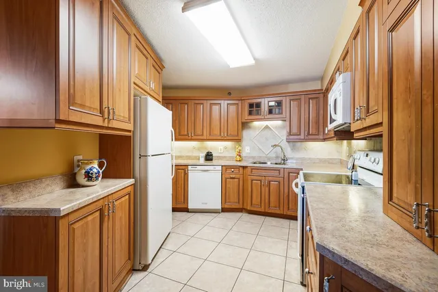 $279,900 | 3330 North Leisure World Boulevard, Unit 5214, Silver Spring, MD 20906