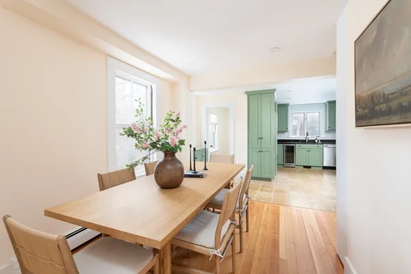 $1,799,000 | 556 Wellesley Street, Weston, MA 02493