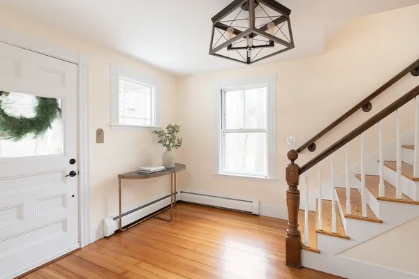 $1,799,000 | 556 Wellesley Street, Weston, MA 02493