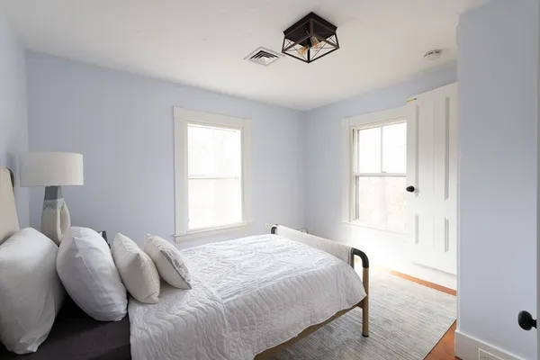 $1,799,000 | 556 Wellesley Street, Weston, MA 02493