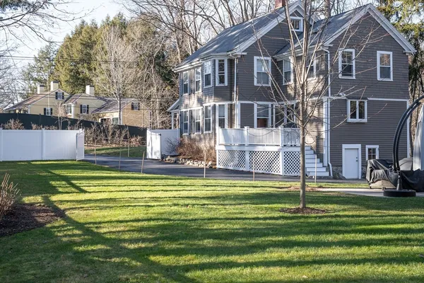 $1,799,000 | 556 Wellesley Street, Weston, MA 02493