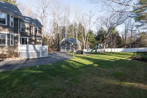 $1,799,000 | 556 Wellesley Street, Weston, MA 02493