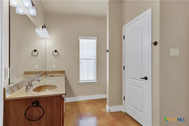 $506,000 | 944 Hudson Lane, New Braunfels, TX 78130