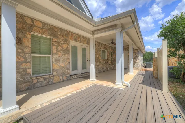 $506,000 | 944 Hudson Lane, New Braunfels, TX 78130