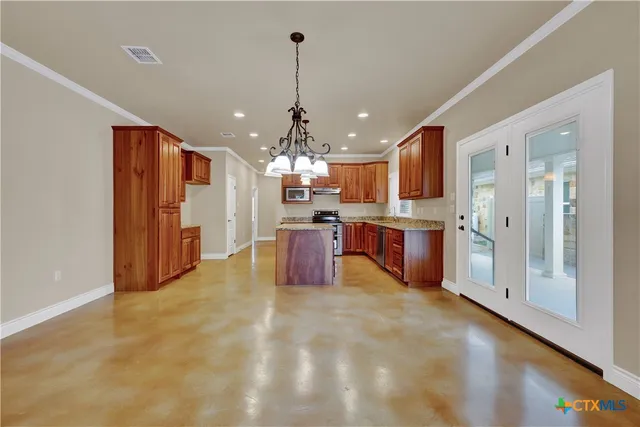 $506,000 | 944 Hudson Lane, New Braunfels, TX 78130