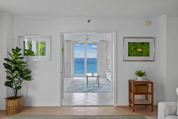 $8,000 | 500 Ocean Drive, Unit E8C, Juno Beach, FL 33408