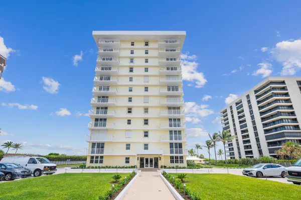 $8,000 | 500 Ocean Drive, Unit E8C, Juno Beach, FL 33408