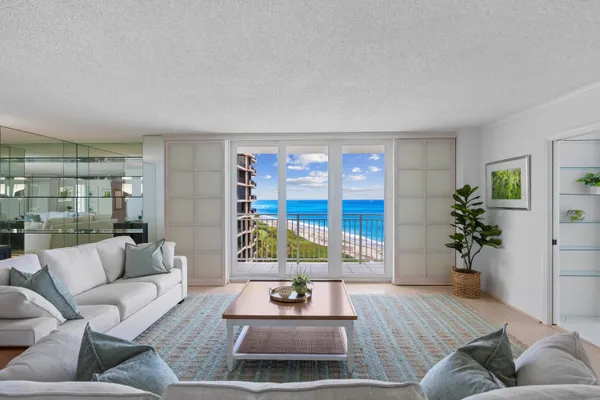 $8,000 | 500 Ocean Drive, Unit E8C, Juno Beach, FL 33408
