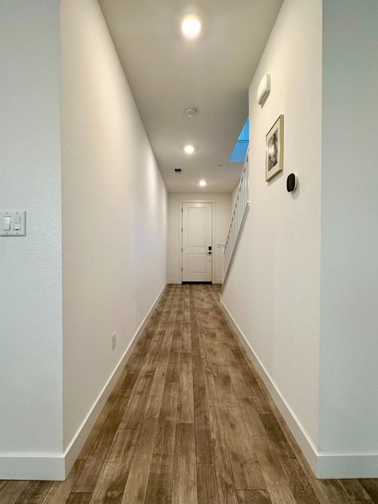 1770 Flaxen Court Manteca, CA 95337 - Photo 10 of 27 Downstair hallway