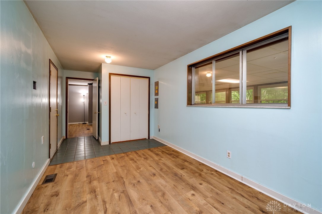 7800 Rain Tree Road Dayton, OH 45459 - Photo 18 of 52 Gallery Image 18