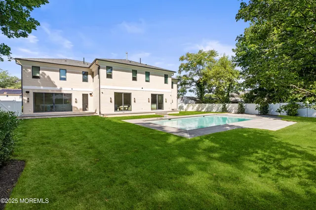 $5,500,000 | 889 Red Oaks Drive, Elberon, NJ 07740