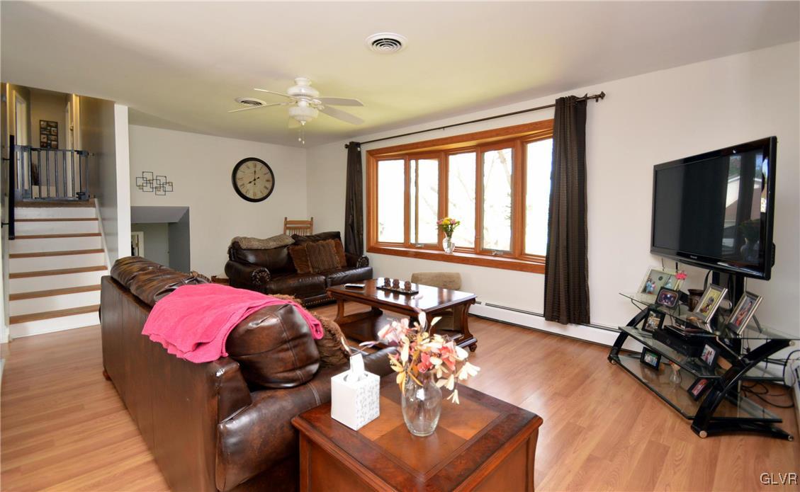 2830 Semmel Road Slatington, PA 18080 - Photo 2 of 21 Gallery Image 2