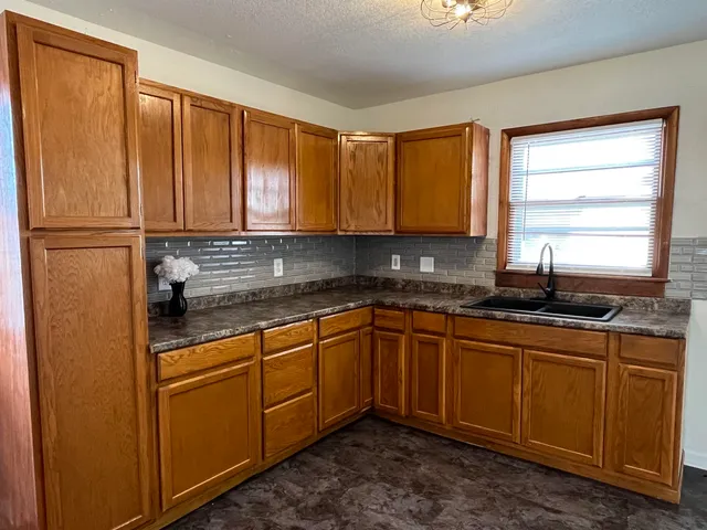 $130,000 | 219 Jones Street, El Dorado, KS 67042