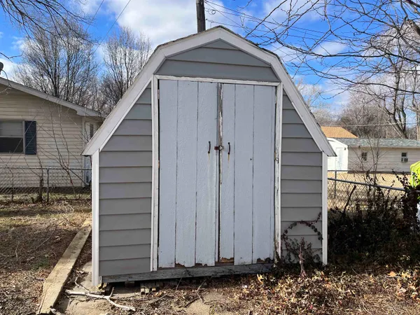 $130,000 | 219 Jones Street, El Dorado, KS 67042